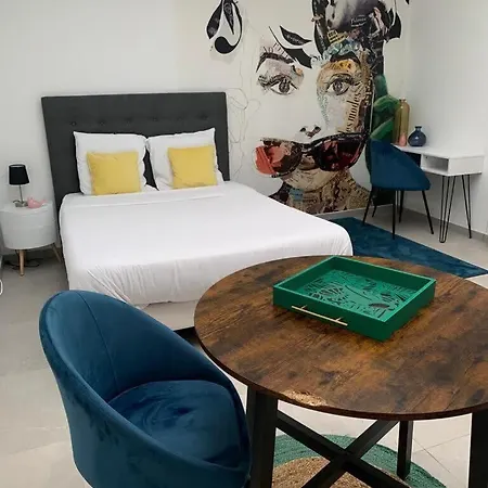 Cosy And Modern In Heart Of Xvii Area * Paris